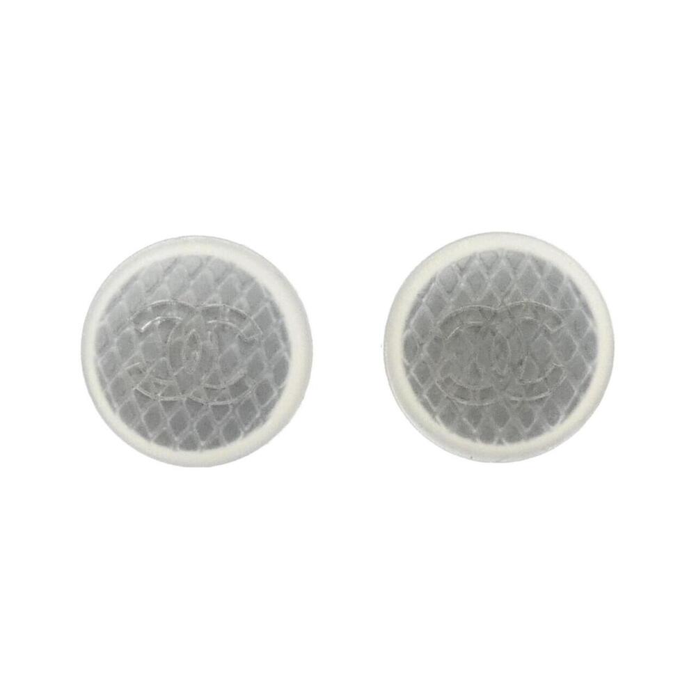 CHANEL Authentic White Earrings - Picture 1 of 3